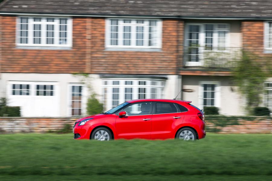  Suzuki Baleno 2016 года  (UK) (фото 41 из 88)
